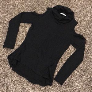 Promesa Turtleneck Cold Shoulder Top Long Sleeve Black S